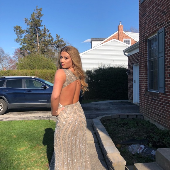 Prom Dress - Picture 2 of 5
